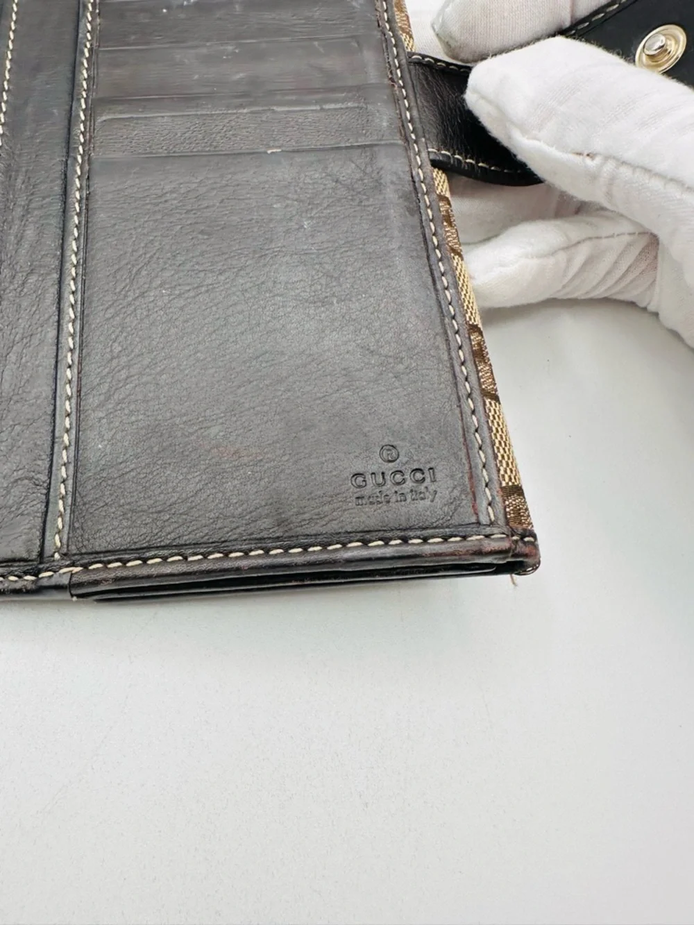 Gucci Long Monogram Flap Wallet - Picture 7 of 13